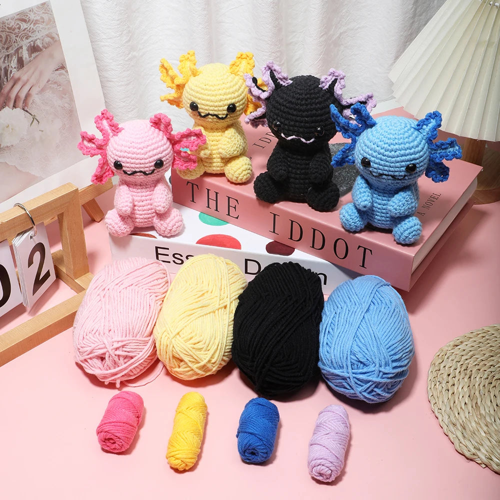 1pcs/2pcs/4 pieces per set of crocheted salamander dolls (4 pieces in one set)